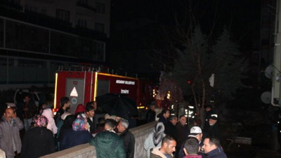 Aksaray’da çıkan yangında 31 kişi dumandan etkilendi