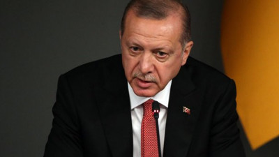 CHP'den Müjdat Gezen ve Metin Akpınar tepkisi!