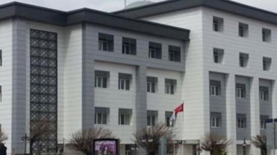 Profesör alımında aranan şart tartışma yarattı