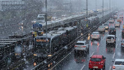İstanbul’a beklenen kar geldi