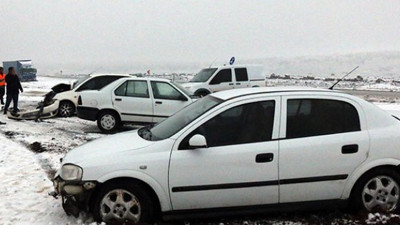 Siverek'te 7 araç birbirine girdi: 3 yaralı