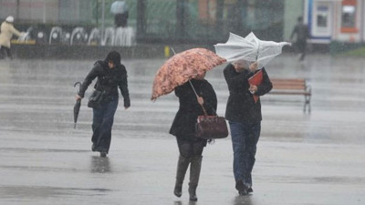 Meteoroloji'den Antalya için 'tam fırtına' uyarısı