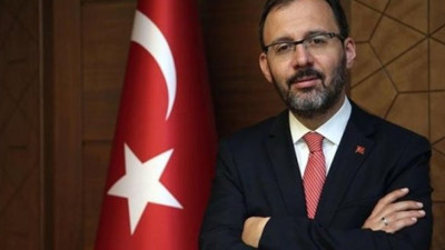 Spor Bakanı Kasapoğlu: "Bazı kulüp yönetimleri tribünleri ateşe atıyorlar"