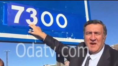 Gece yarısı tabela değişti!