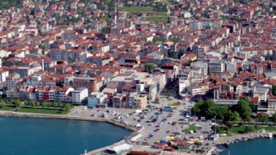 Bir dairede 52 seçmen!