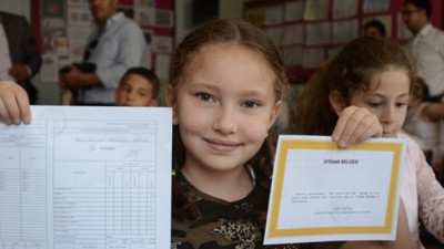 Karneler ne zaman verilecek? Öğrenciler karnelerini saat kaçta alacak?