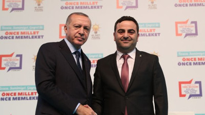 Erdoğan istedi, bıyık bıraktı!