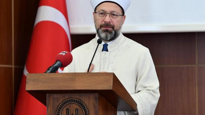 Diyanet İşleri Başkanı Ali Erbaş: Sigara haramdır