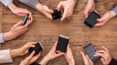 Cep telefonu satışlarındaki o düzenlemeden vazgeçildi!