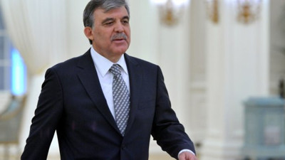Abdullah Gül’e suikast iddiasını yazan Talat Atilla’nın işine son verildi