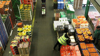 200 lira bir yılda 90 lira oldu