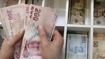 Veli Ağababa: “İşsizlik ödeneği işverene yaradı”