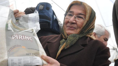 Başkent'te tanzim tezgahlarında pirinç satışı başladı