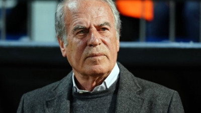 Mustafa Denizli Kasımpaşa’dan istifa etti