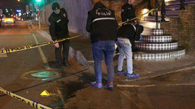 Etiler'de bir restoranın önünde silah sesleri