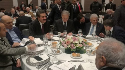 Binali Yıldırım'dan dikkat çeken buluşma!