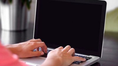 "Her 3 kişiden 2'si sağlık sorununu önce internete danışıyor"