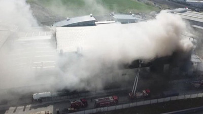 Hadımköy'de fabrika yangını (18 Mart 2019)