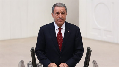 Bakan Akar’dan istifa eden generaller açıklaması