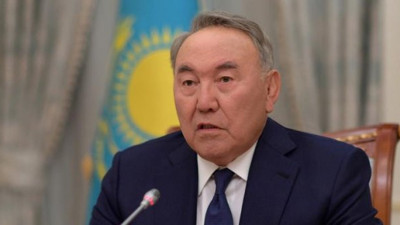 Kazak lider Nazarbayev ‘ömür boyu kurucu lider’ olacak