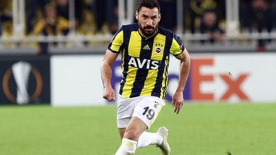 Şener Özbayraklı Galatasaray ile anlaştı