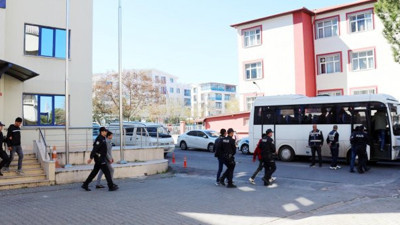 Yalova'da 107 Afgan kaçak yakalandı