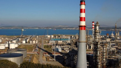 TÜPRAŞ işçileri 1 saat iş bıraktı