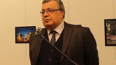 Karlov suikasti davasında 3 tahliye