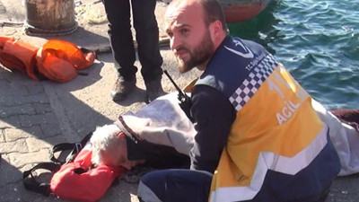 Denize düşen kişiyi balıkçılar kurtardı