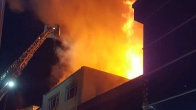 Ümraniye'de yangın!