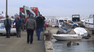 Silivri'de otomobil denize uçtu