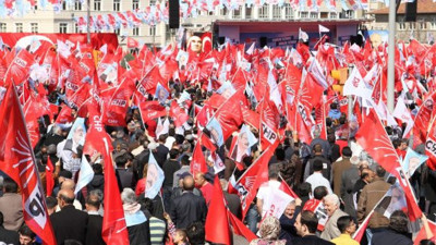 Muharrem Erkek: “Bakanlar YSK üyelerini arayarak baskı kuruyor”