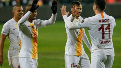 Galatasaray'da flaş ayrılık! Ön protokol imzalamış!