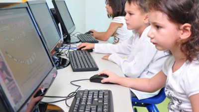 DSÖ'den ebeveynlere ekran uyarısı