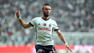 Beşiktaş'ın defans oyuncuları gol yağdırıyor