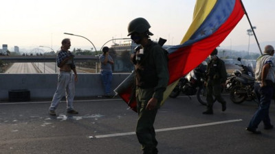 Pompeo: "Venezuela'ya askeri müdahale ihtimal dahilinde"