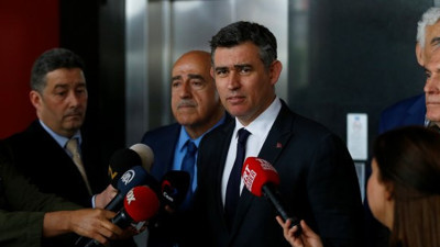 Feyzioğlu: "YSK hangi gerekçeyle kendi hatasını seçmene yüklemektedir?"