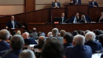 İBB Meclisi'nde FETÖ gerginliği