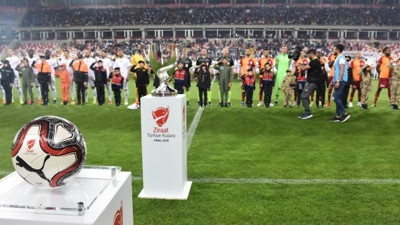 Galatasaray-Akhisarspor 3-1 (Maç Özeti)