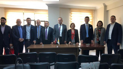 Ahmet Çelik’ten Süleyman Turan’a tebrik mesajı