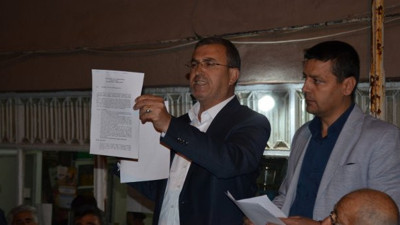 İYİ Partili Başkanın mazbatasının iptaline halk tepkisi