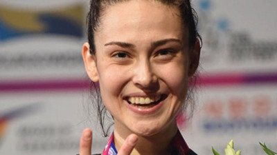 Kupa avcısı İrem Yaman'dan tarihi zafer