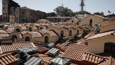 Kapalıçarşı'nın çatısı yenilendi