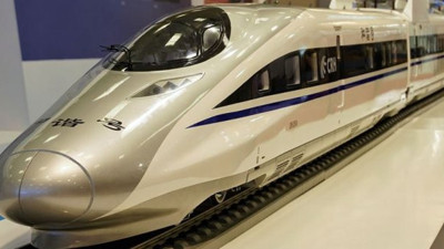 Çin yaptı: Saatte 600 km hızla gidecek