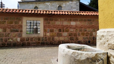 Osmanlı'nın nezaketi taşlarda gizli