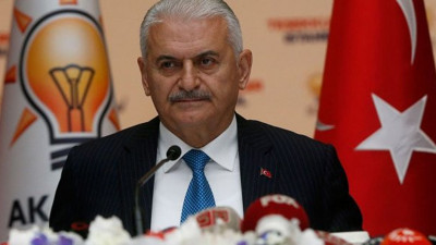 O yazardan Binali Yıldırım'a Theresa May göndermesi!