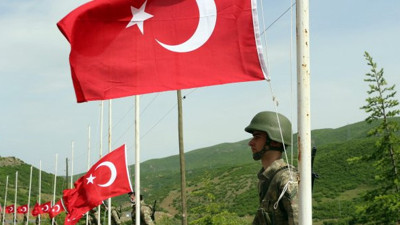PKK'nin şehit ettiği 33 asker törenle anıldı