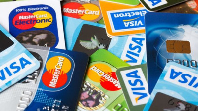Kredi kartı borcunu ödeyemeyenlerin sayısı yüzde 14 arttı!