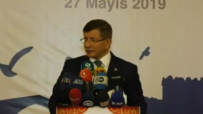 Davutoğlu: “Ciddi bir ümitsizlik var”