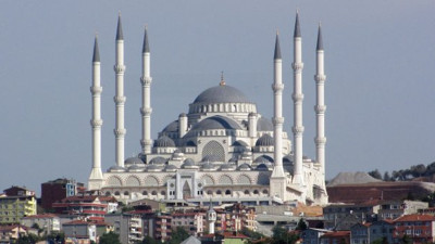 Çamlıca'ya gelmeyenlerin savunması isteniyor